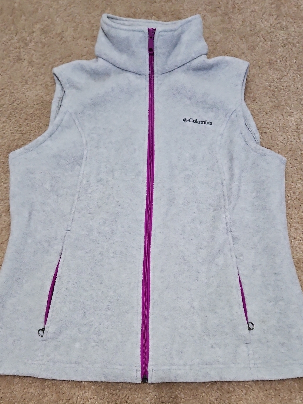 Columbia Light Gray Fleece Vest with Magenta Trim. Medium